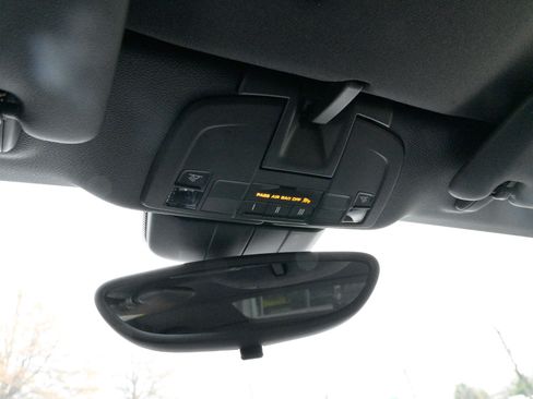 Used 2015 Porsche 911 Carrera image 33