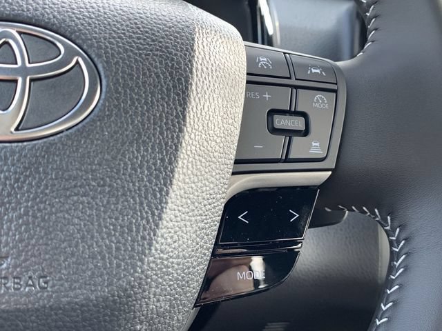 Used 2026 Toyota Camry SE FWD image 23