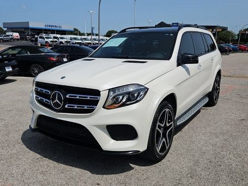 Used 2018 Mercedes-Benz GLS 550 4MATIC image 3