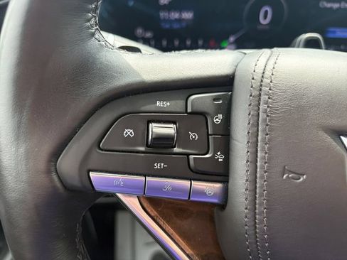 Used 2023 Cadillac Escalade Premium Luxury Platinum w/ LPO, Floor Liner Package AWD/4WD image 32
