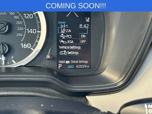 Used 2020 Toyota Corolla LE w/ Carpet Mat Package (TMS) FWD image 26