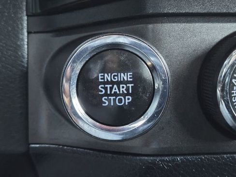 Used 2016 Toyota Tacoma TRD Off-Road w/ Premium & Technology Package AWD/4WD image 20