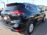 Used 2017 Nissan Rogue SV w/ Sun & Sound Touring Package image 6