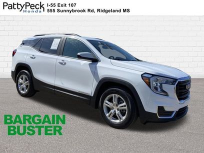Used 2024 GMC Terrain SLE w/ Driver Convenience Package