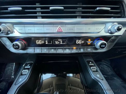 Used 2021 Kia Telluride EX w/ EX Premium Package image 28