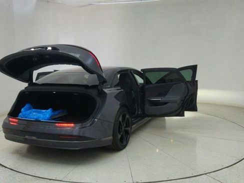 Used 2024 Lucid Air Touring image 78