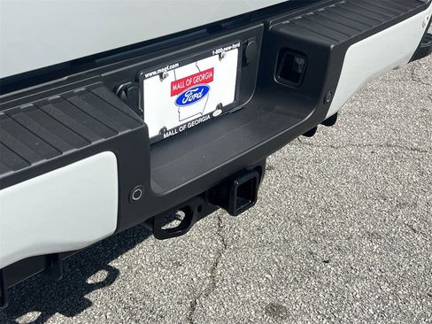 New 2026 Ford F250 Lariat w/ Black Appearance Package image 31