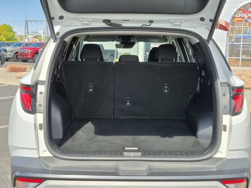 Used 2025 Hyundai Tucson SEL AWD/4WD image 11