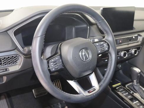 Used 2024 Acura Integra A-Spec image 6