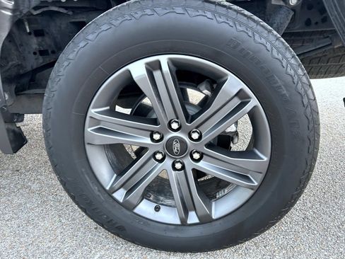 Used 2023 Ford F150 Lariat w/ Equipment Group 502A High AWD/4WD image 22