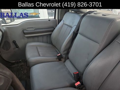 Used 2015 Ford F250 XL w/ Snow Plow Prep Package image 24