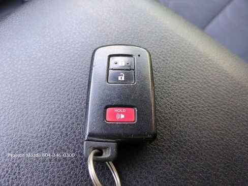 Used 2019 Toyota Tacoma TRD Sport image 29