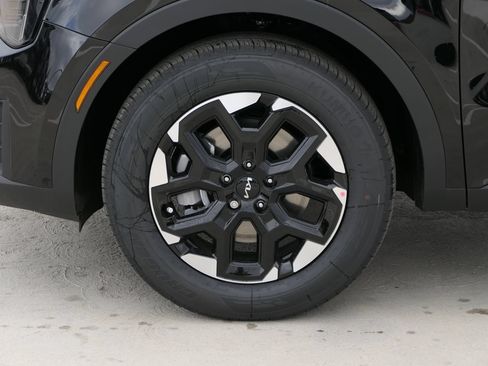 New 2026 Kia Sorento S FWD image 9
