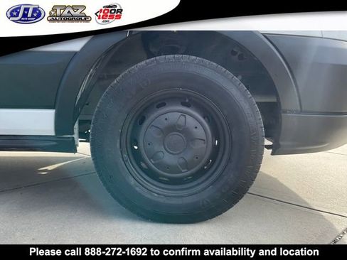 Used 2019 Ford Transit 150 XL image 9