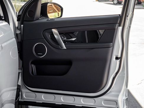 New 2024 Land Rover Discovery Sport S image 24