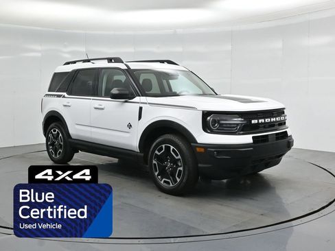 Certified 2023 Ford Bronco Sport Outer Banks w/ Tech Package image 1