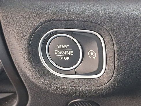 Used 2024 Mercedes-Benz GLE 350 4MATIC image 24