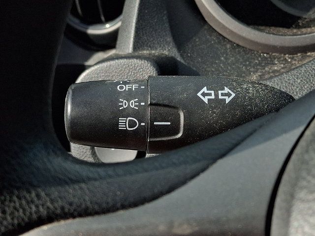 Used 2009 Honda Fit LX image 25