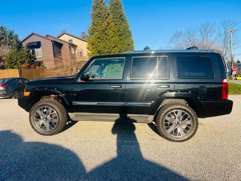 Used 2008 Jeep Commander Overland image 8