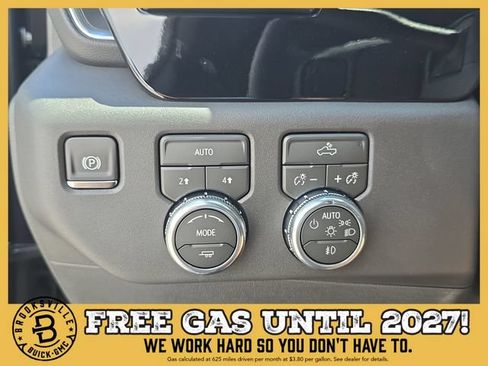 New 2026 GMC Sierra 1500 Elevation w/ Elevation Select Package AWD/4WD image 22