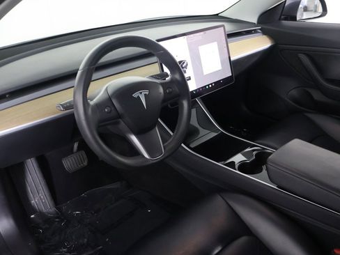 Used 2019 Tesla Model 3 Long Range image 25