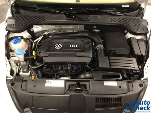 Used 2013 Volkswagen Beetle 2.0T image 43