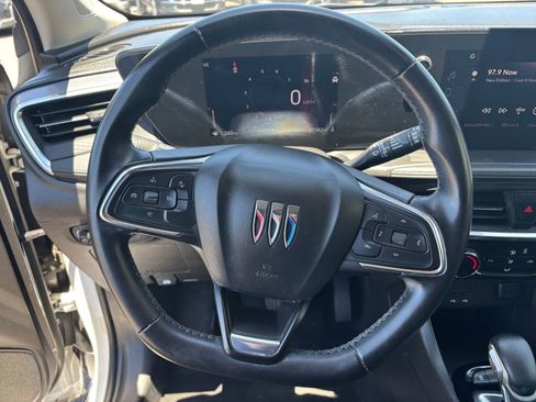 Used 2024 Buick Encore GX Sport Touring FWD image 25