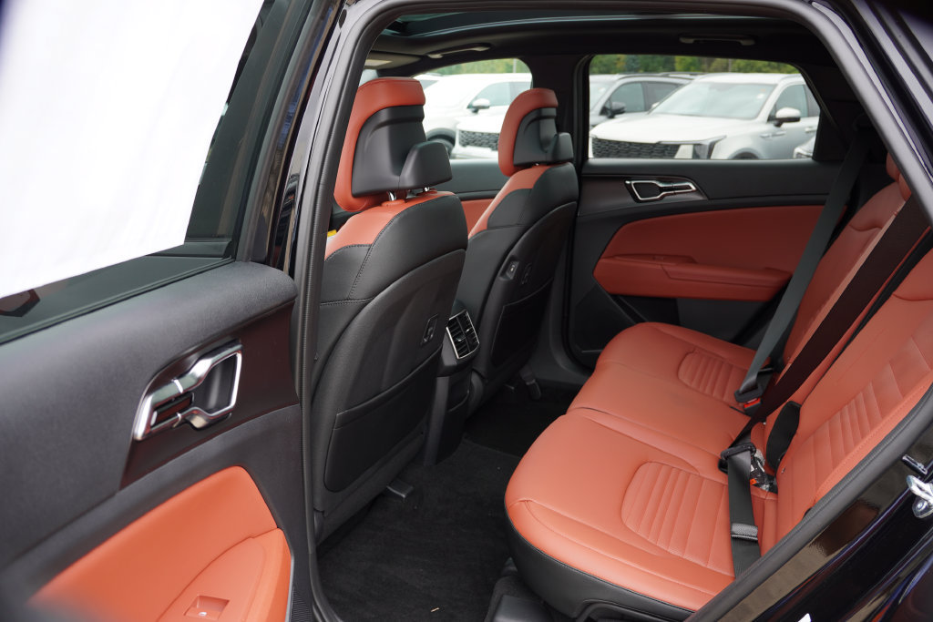 New 2027 Kia Sportage SX AWD/4WD image 11