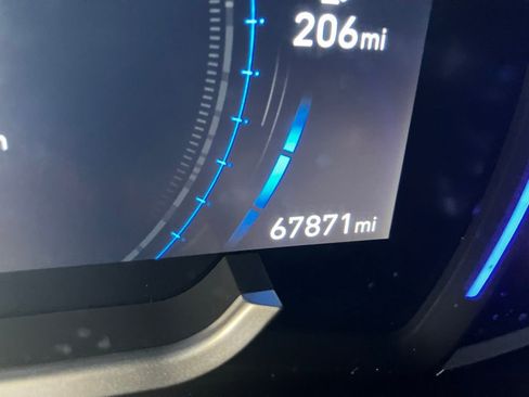 Used 2019 Hyundai Santa Fe Limited FWD image 22