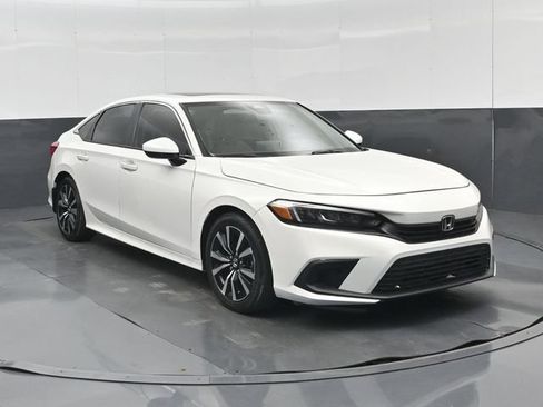 Used 2023 Honda Civic EX image 1
