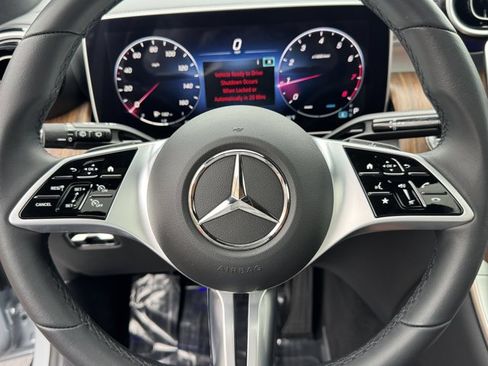 Used 2023 Mercedes-Benz GLC 300 image 24