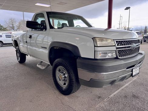 Used 2005 Chevrolet Silverado 2500 W/T image 6