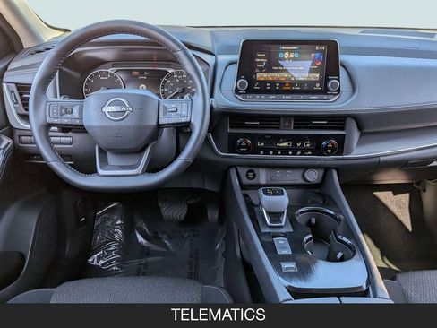 Certified 2026 Nissan Rogue SV FWD image 13