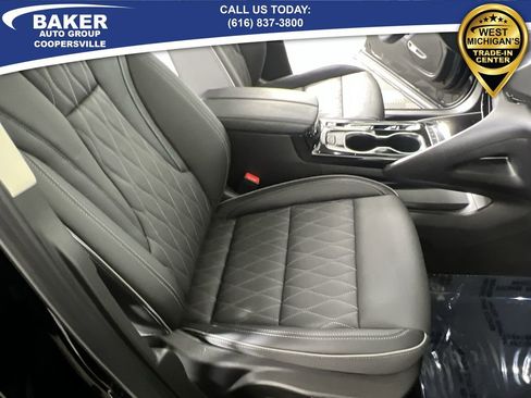 Certified 2023 Buick Envision Avenir image 29