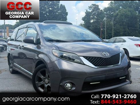 Used 2015 Toyota Sienna SE w/ SE Preferred Package FWD image 1