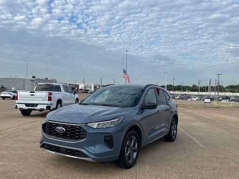 Used 2024 Ford Escape ST-Line AWD/4WD image 8