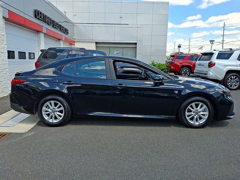 Used 2025 Toyota Camry LE FWD image 7