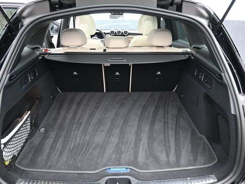 New 2025 Mercedes-Benz GLC 300 image 10