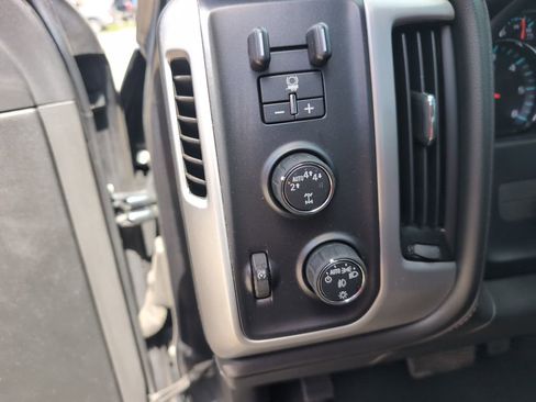 Used 2018 GMC Sierra 1500 SLT AWD/4WD image 17