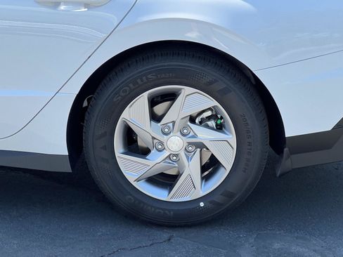 Certified 2026 Hyundai Sonata SE FWD image 14