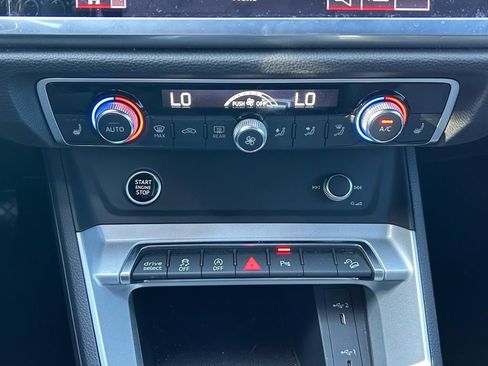 Used 2022 Audi Q3 2.0T Premium Plus image 26