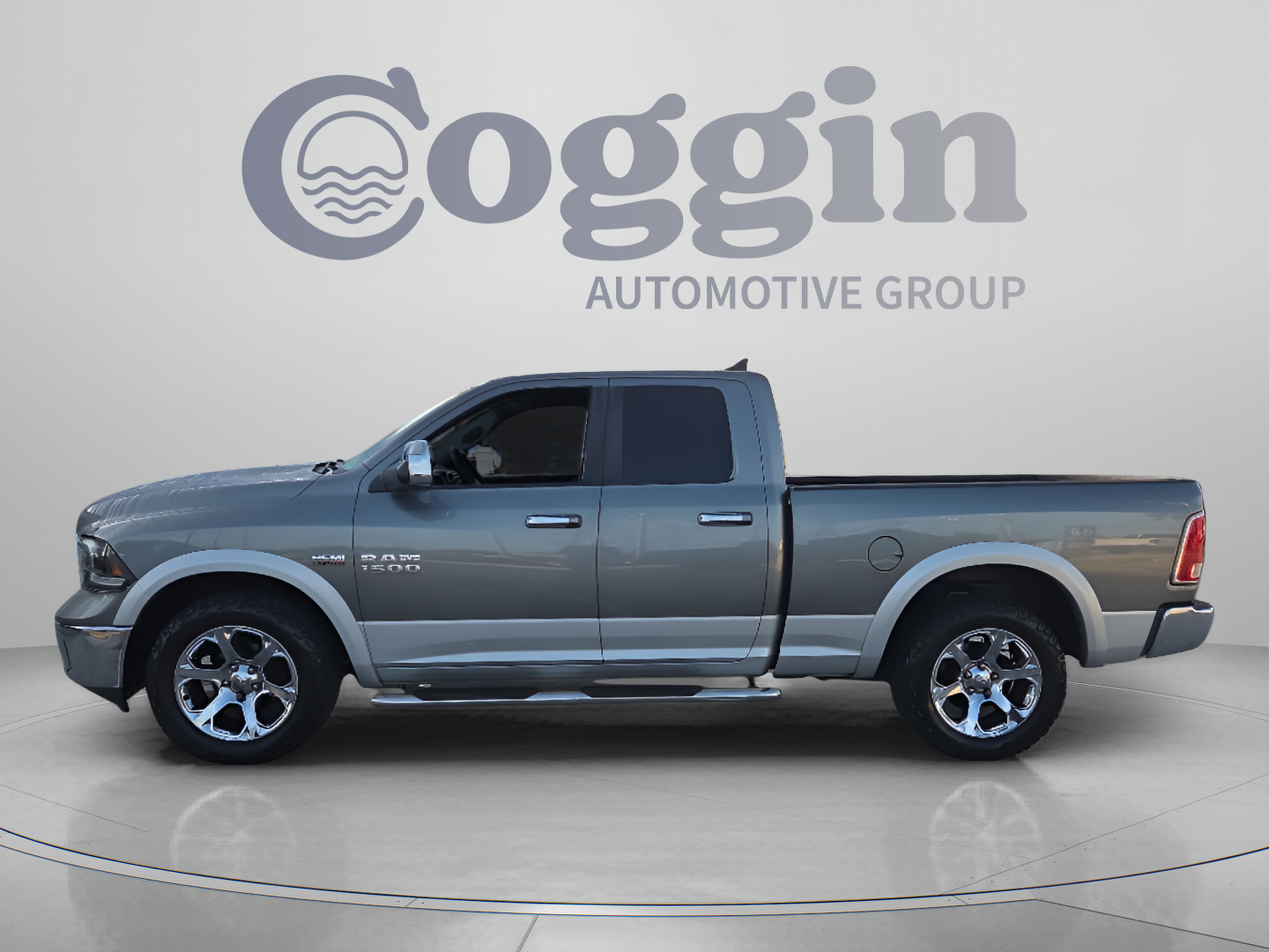 Used 2013 RAM 1500 Laramie w/ Protection Group AWD/4WD image 2