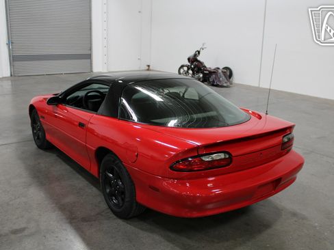 Used 1993 Chevrolet Camaro Z28 RWD image 8
