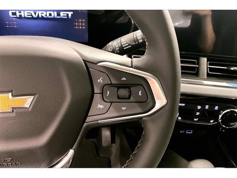 New 2026 Chevrolet Trax LT w/ LT Convenience Package FWD image 26