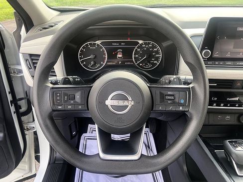 Certified 2023 Nissan Rogue SV AWD/4WD image 20