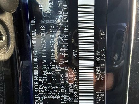 Used 2023 Toyota Sienna Platinum image 13