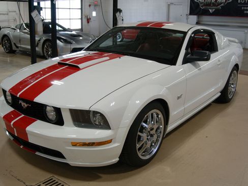 Used 2008 Ford Mustang GT Premium image 1