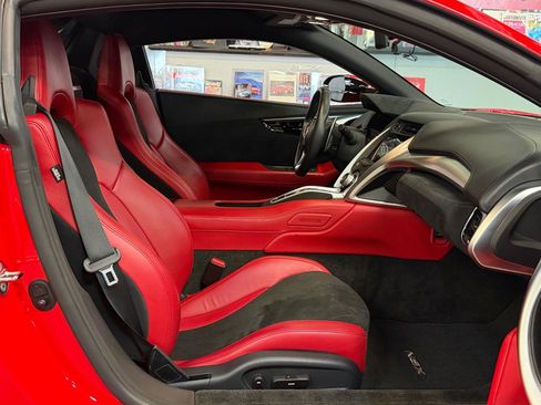 Used 2017 Acura NSX AWD/4WD image 23