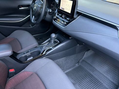 Used 2024 Toyota Corolla SE w/ SE Premium Package FWD image 15