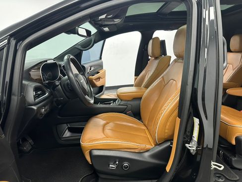 Used 2022 Chrysler Pacifica Pinnacle image 29